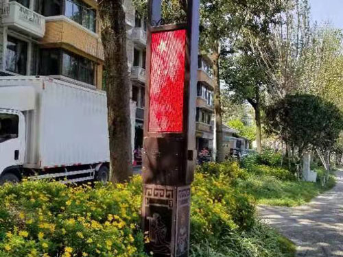 路灯告示牌广告led广告屏